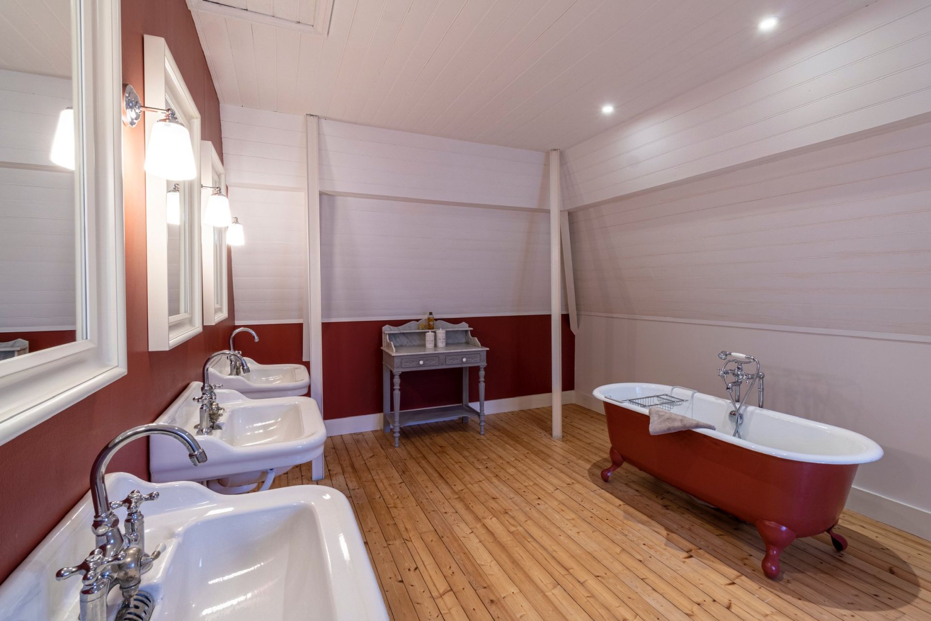 propriété 18 Pièces en location saisonnière sur CROZON (29160)