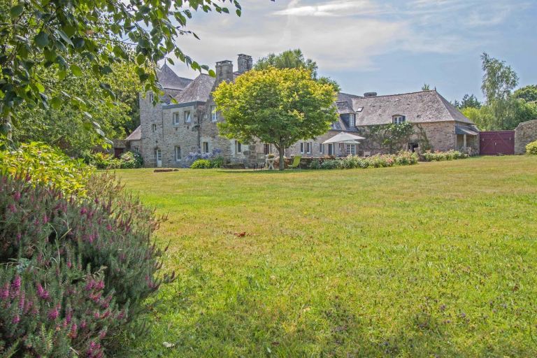 manor house 10 Rooms for sale on PONT L ABBE (29120)