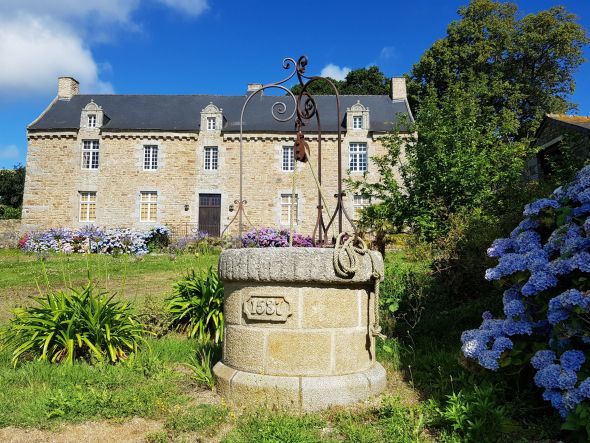 Sale Manor house Saint-Brieuc 7&nbsp;Rooms 270&nbsp;m²