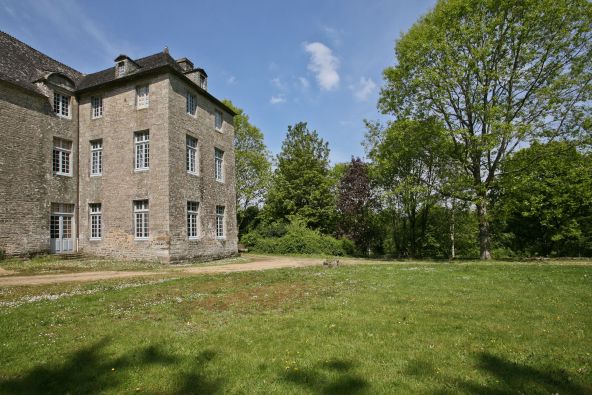 Sale Castle Saint-Guyomard 9&nbsp;Rooms 380&nbsp;m²