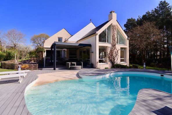 Sale House Saint-André-des-Eaux 7 Rooms 250 m²