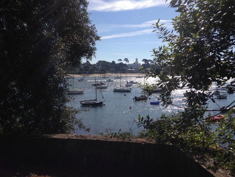 house 10 Rooms for sale on COMBRIT (29120)