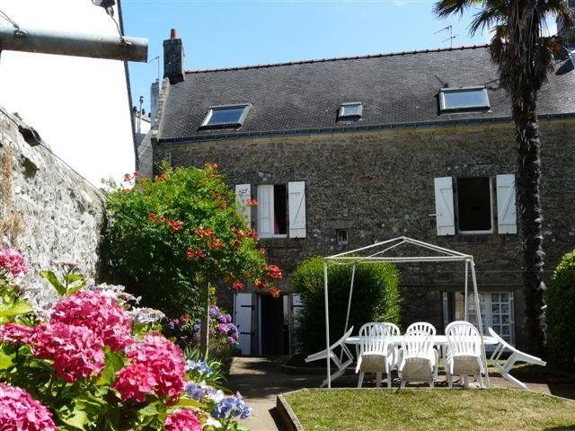townhouse 6 Rooms for sale on LA TRINITE SUR MER (56470)