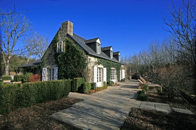 house 10 Rooms for sale on ST AVE (56890)