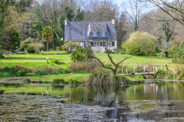 Vente Maison Plomelin 10 Pièces 149 m²