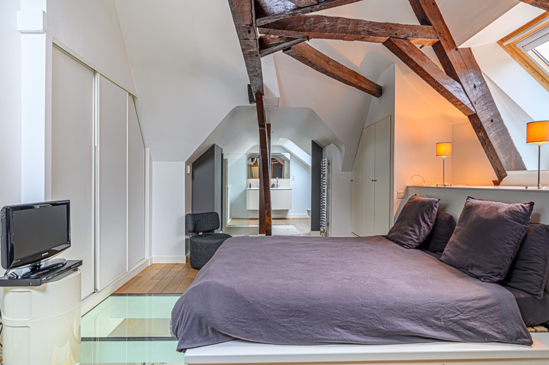 house 5 Rooms for seasonal rent on VANNES (56000)