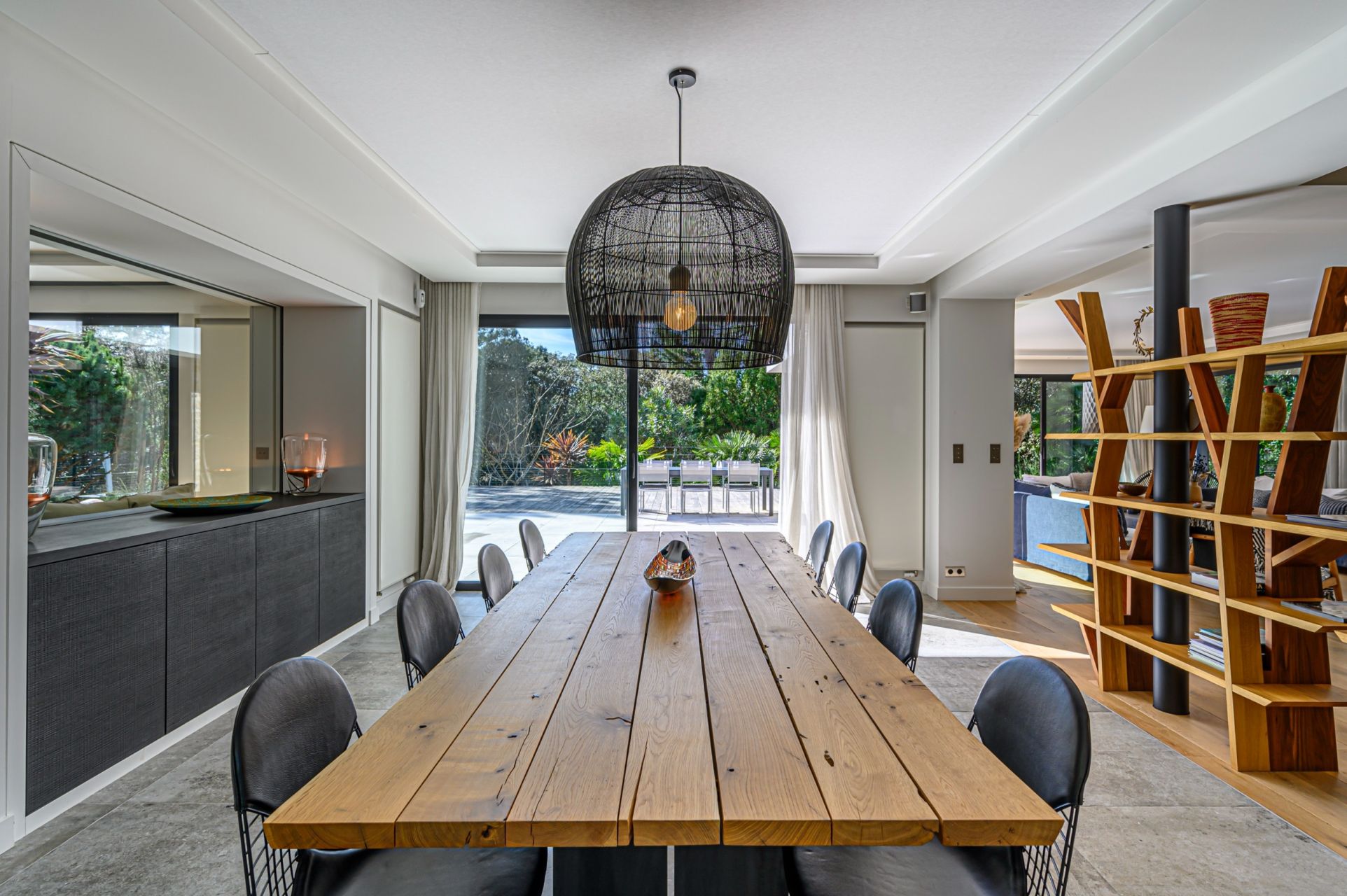 architect's house 10 Rooms for sale on LA BAULE (44500)