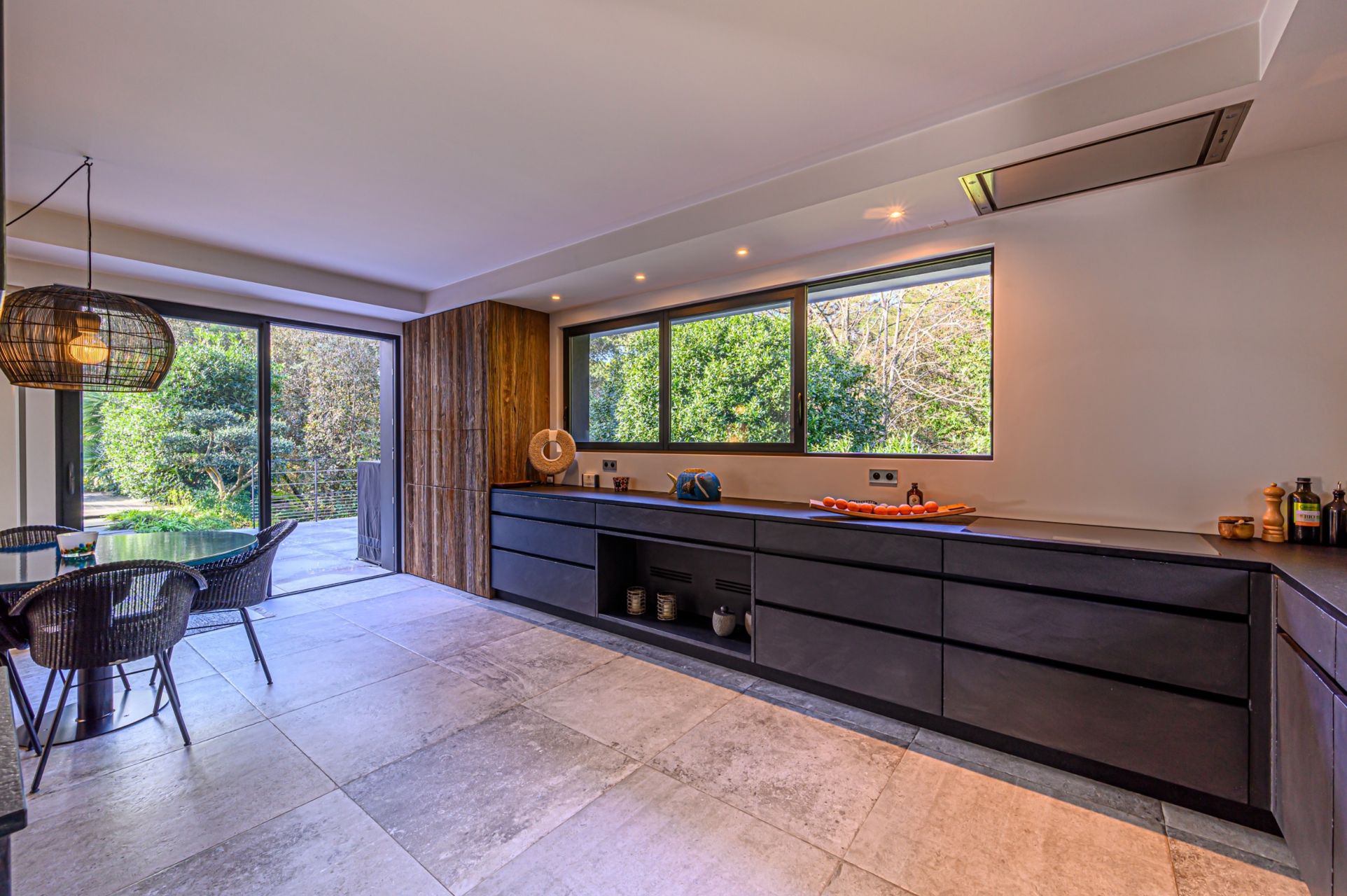 architect's house 10 Rooms for sale on LA BAULE (44500)