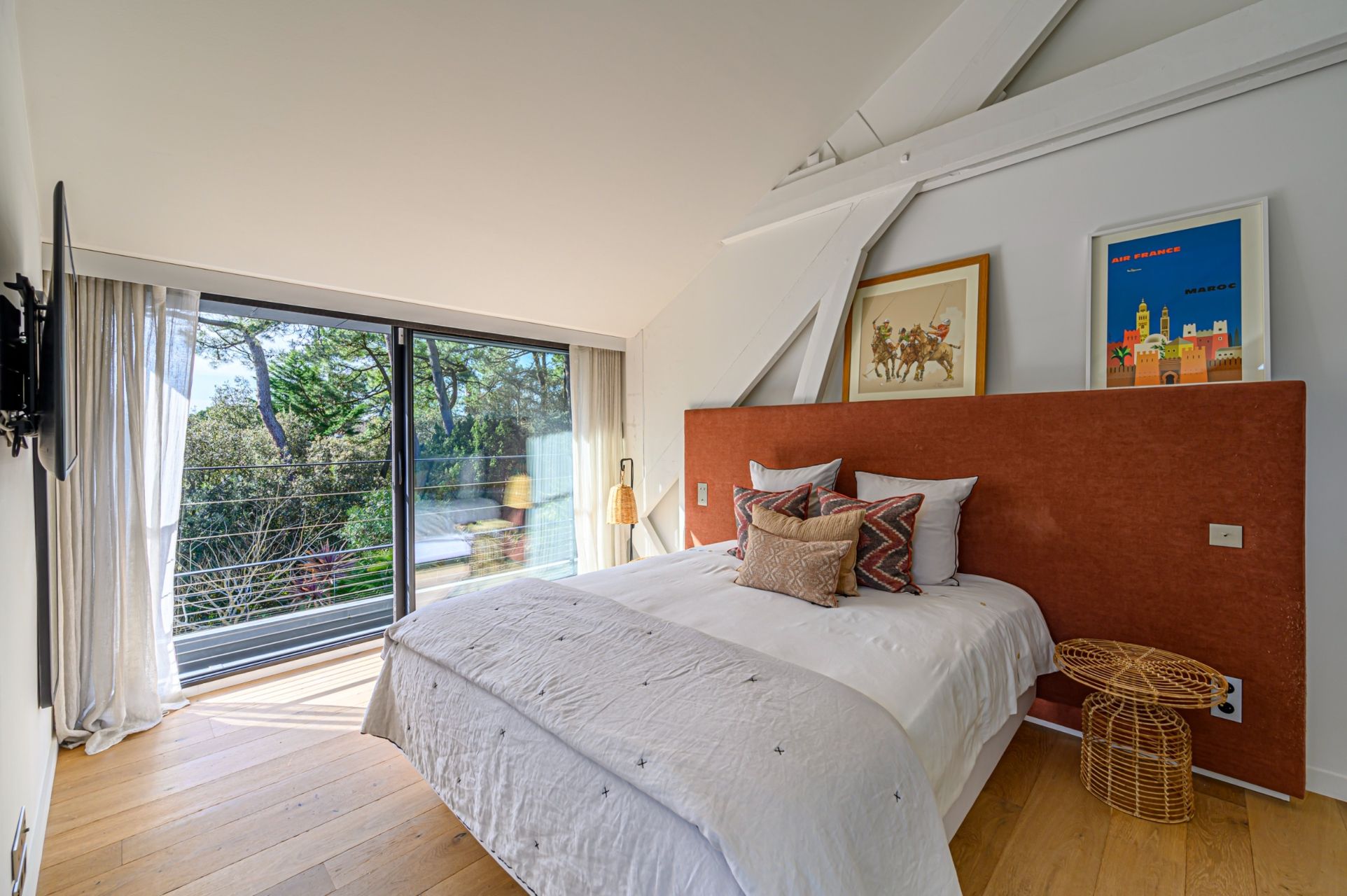 architect's house 10 Rooms for sale on LA BAULE (44500)