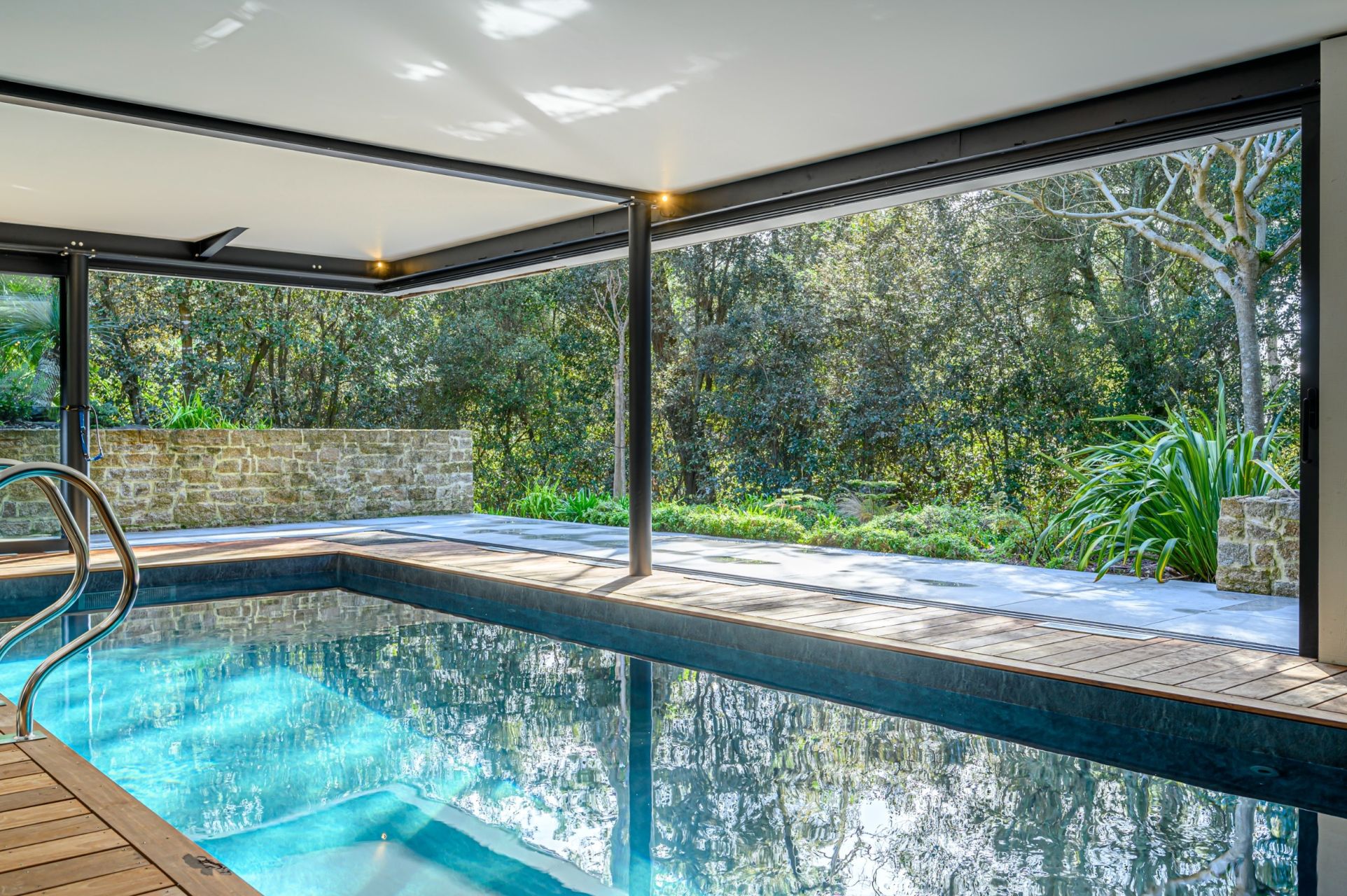 architect's house 10 Rooms for sale on LA BAULE (44500)