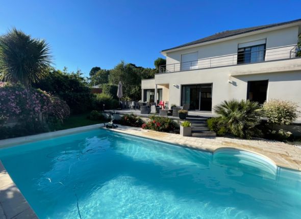 Vente Maison Quimper 7&nbsp;Pièces 160&nbsp;m²