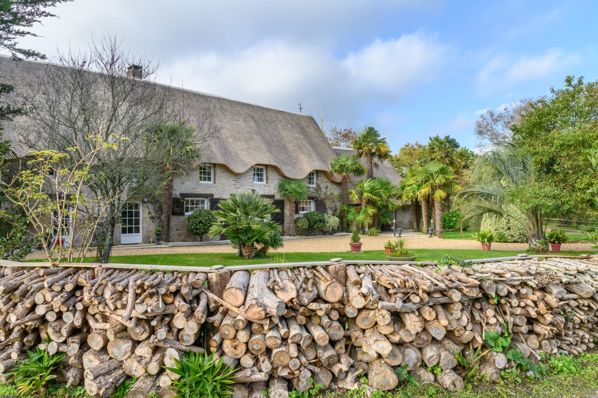 house 7 Rooms for sale on GUERANDE (44350)