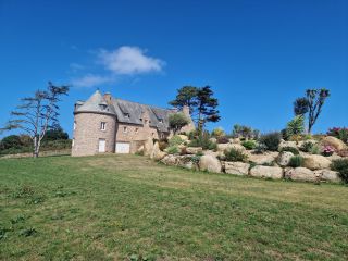 maison 15 Pièces en vente sur PLOUGRESCANT (22820)