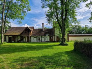 château 15 Pièces en vente sur MESNIL EN OUCHE (27330)