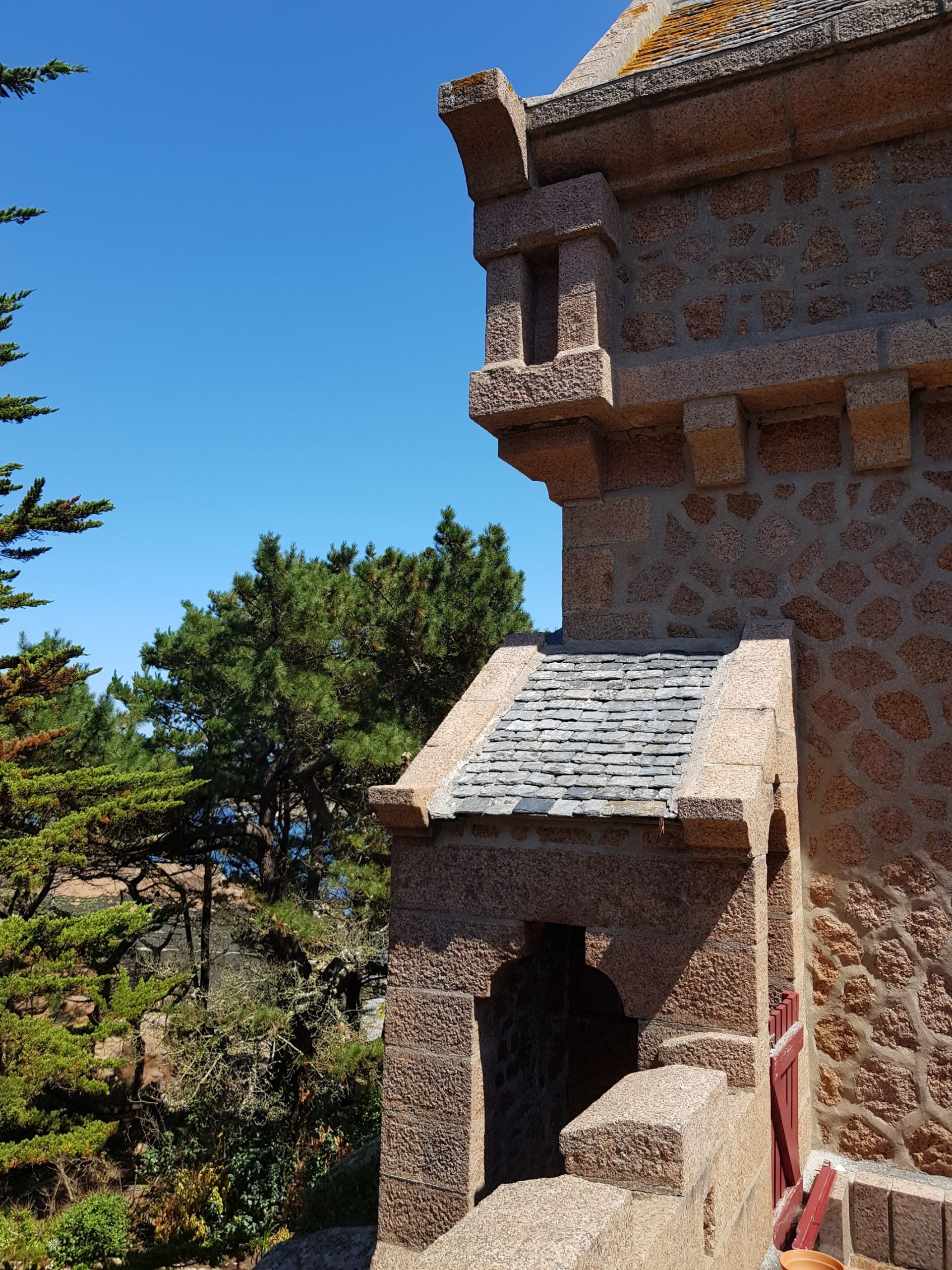 maison 10 Pièces en vente sur TREGASTEL (22730)