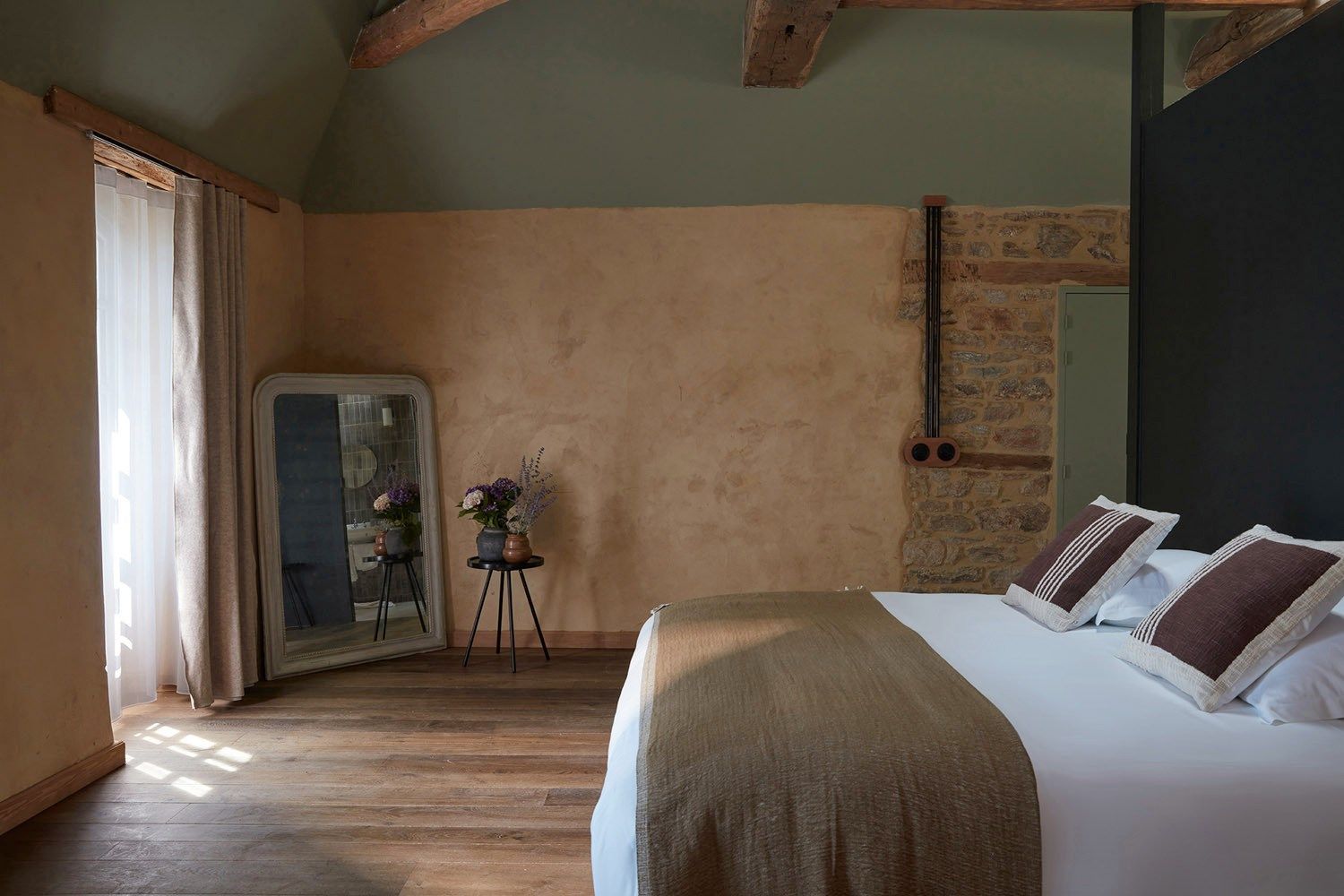 propriété 49 Pièces en location saisonnière sur PLOEREN (56880)