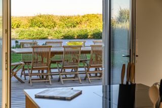 house 6 Rooms for seasonal rent on PENMARCH (29760)