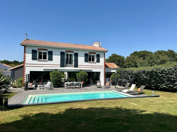 Vente Maison Pornic 8&nbsp;Pièces 191&nbsp;m²