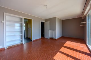 house 4 Rooms for sale on LARMOR BADEN (56870)