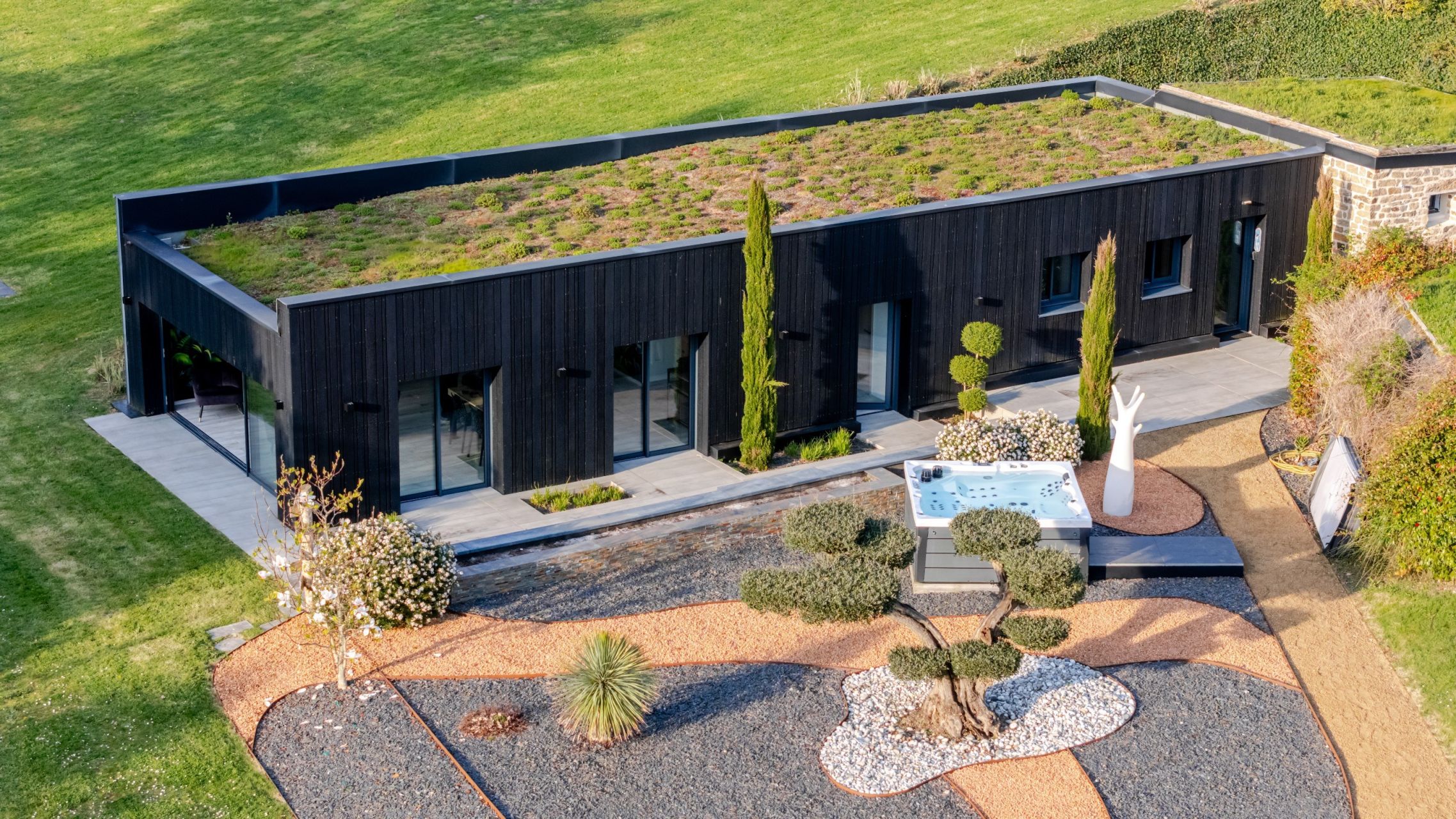 house 19 Rooms for sale on GUIDEL (56520)