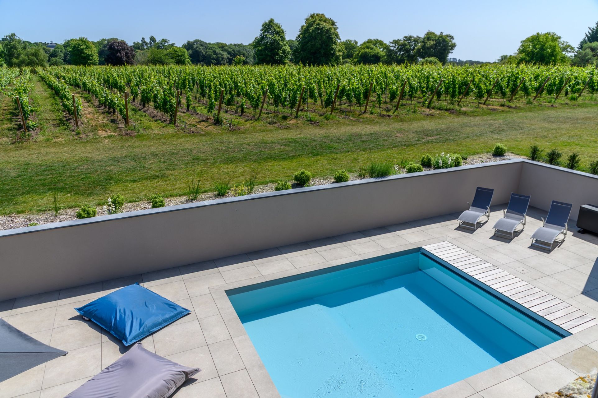 long house 8 Rooms for seasonal rent on BADEN (56870)