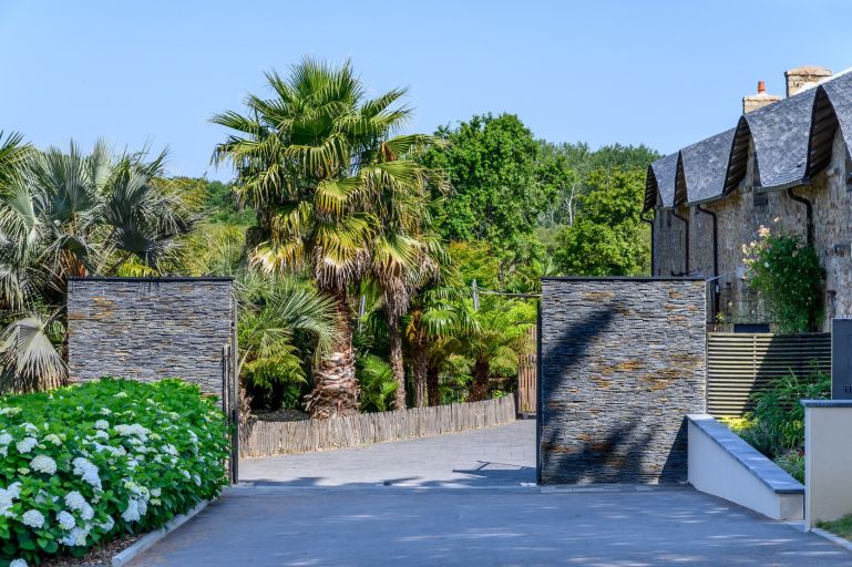 propriété viticole 13 Pièces en location saisonnière sur BADEN (56870)