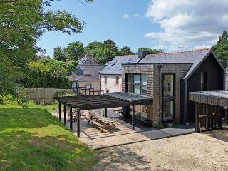 maison 12 Pièces en vente sur PLOUGASTEL DAOULAS (29470)