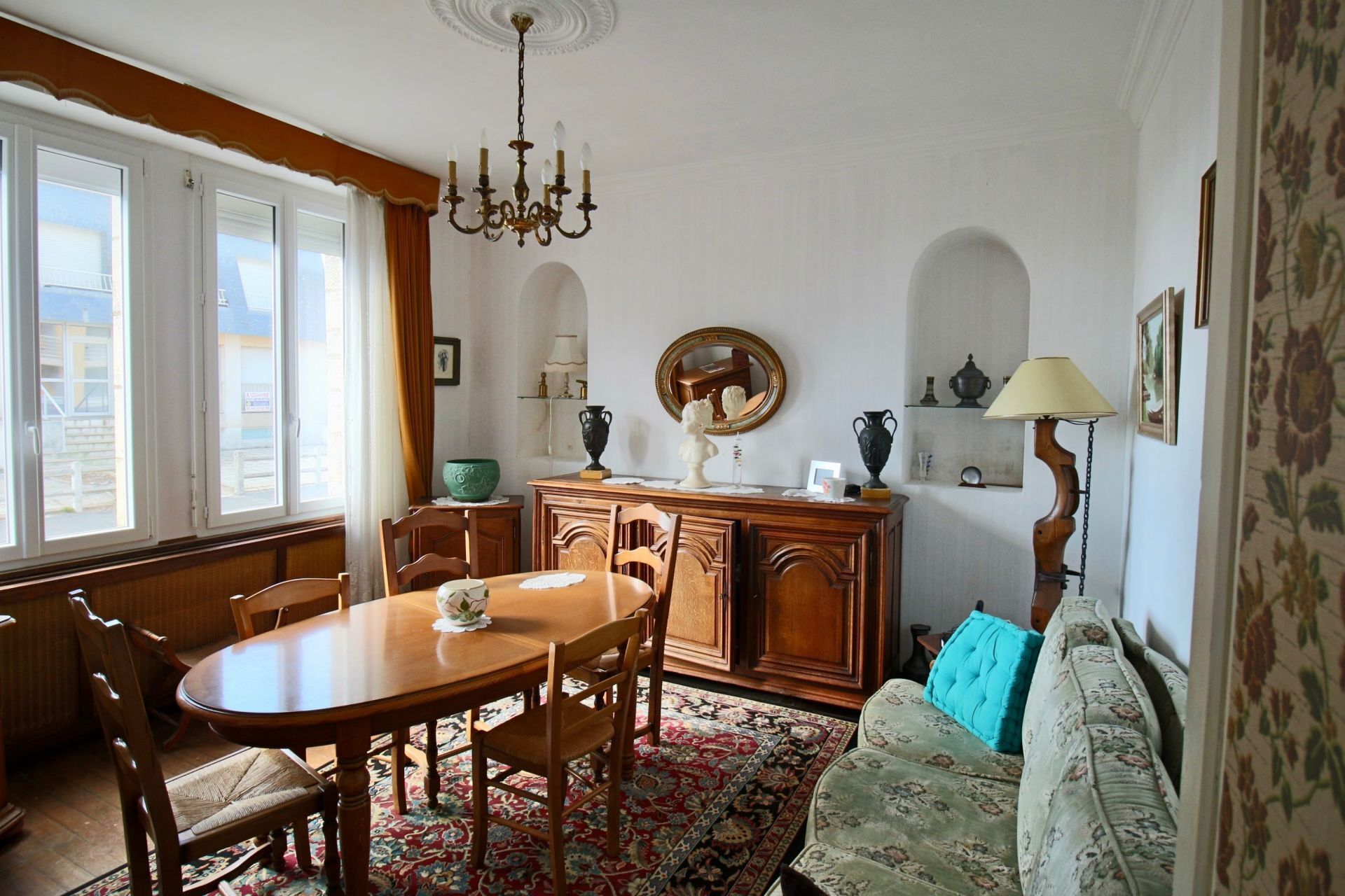 house 7 Rooms for sale on LA TURBALLE (44420)