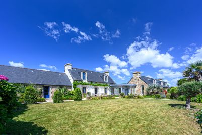 Vente Maison Plonéour-Lanvern 7 Pièces 300 m²