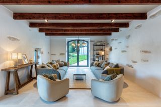 propriété 16 Pièces en location saisonnière sur TREMEOC (29120)