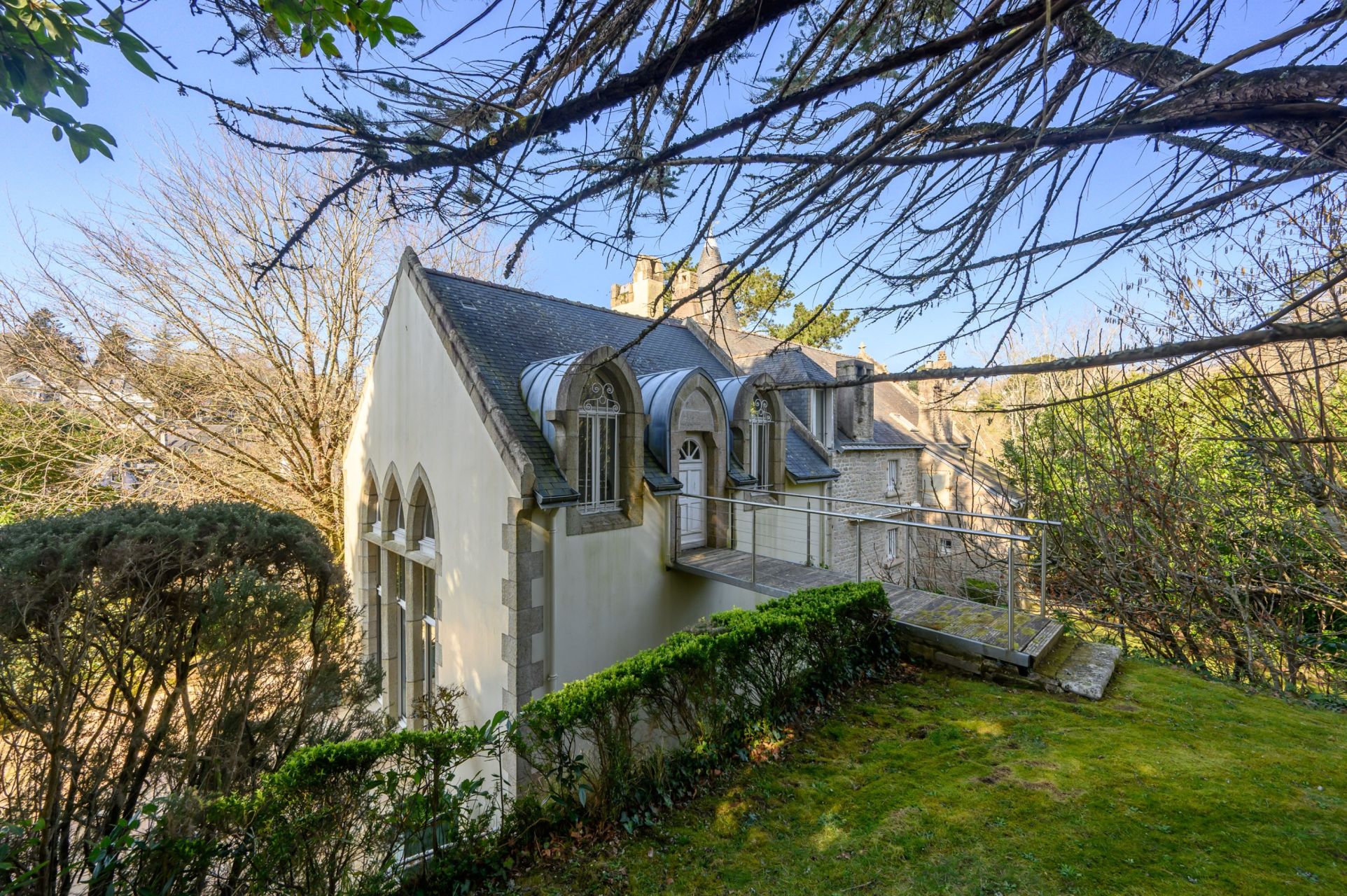 property 15 Rooms for sale on PONT AVEN (29930)