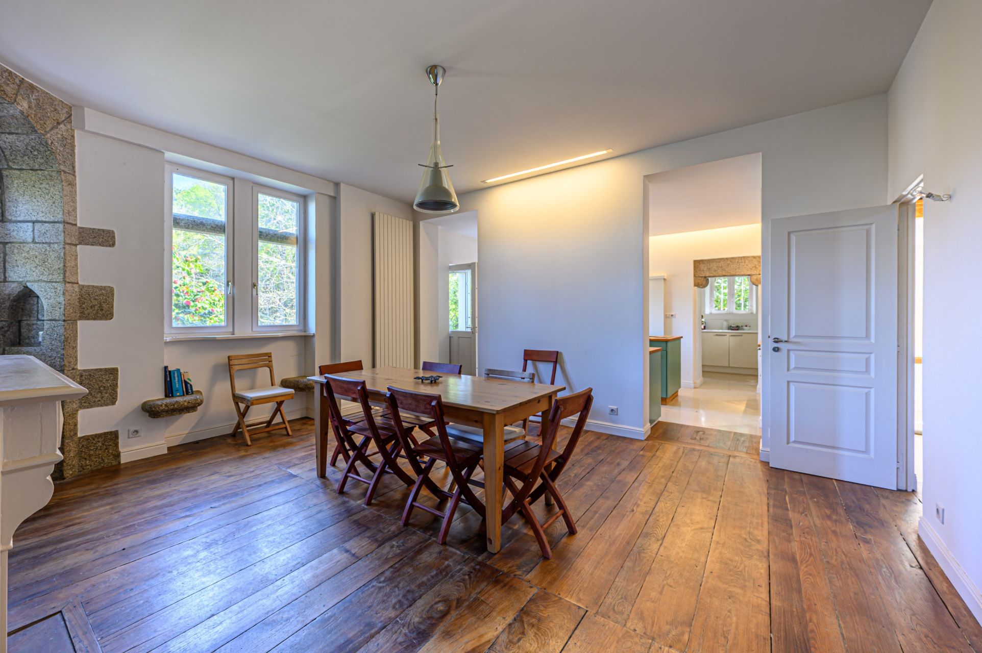 property 15 Rooms for sale on PONT AVEN (29930)
