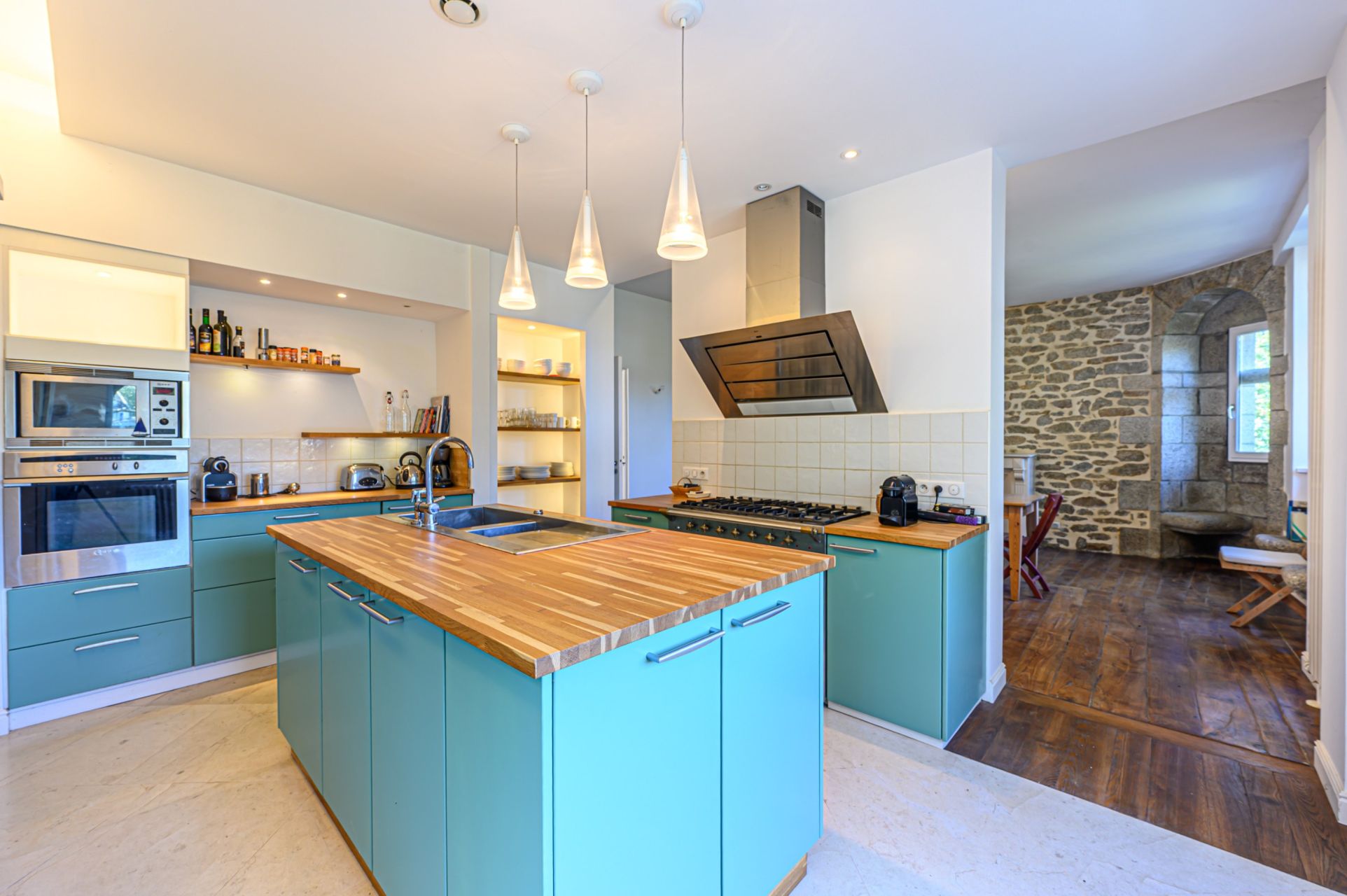 property 15 Rooms for sale on PONT AVEN (29930)