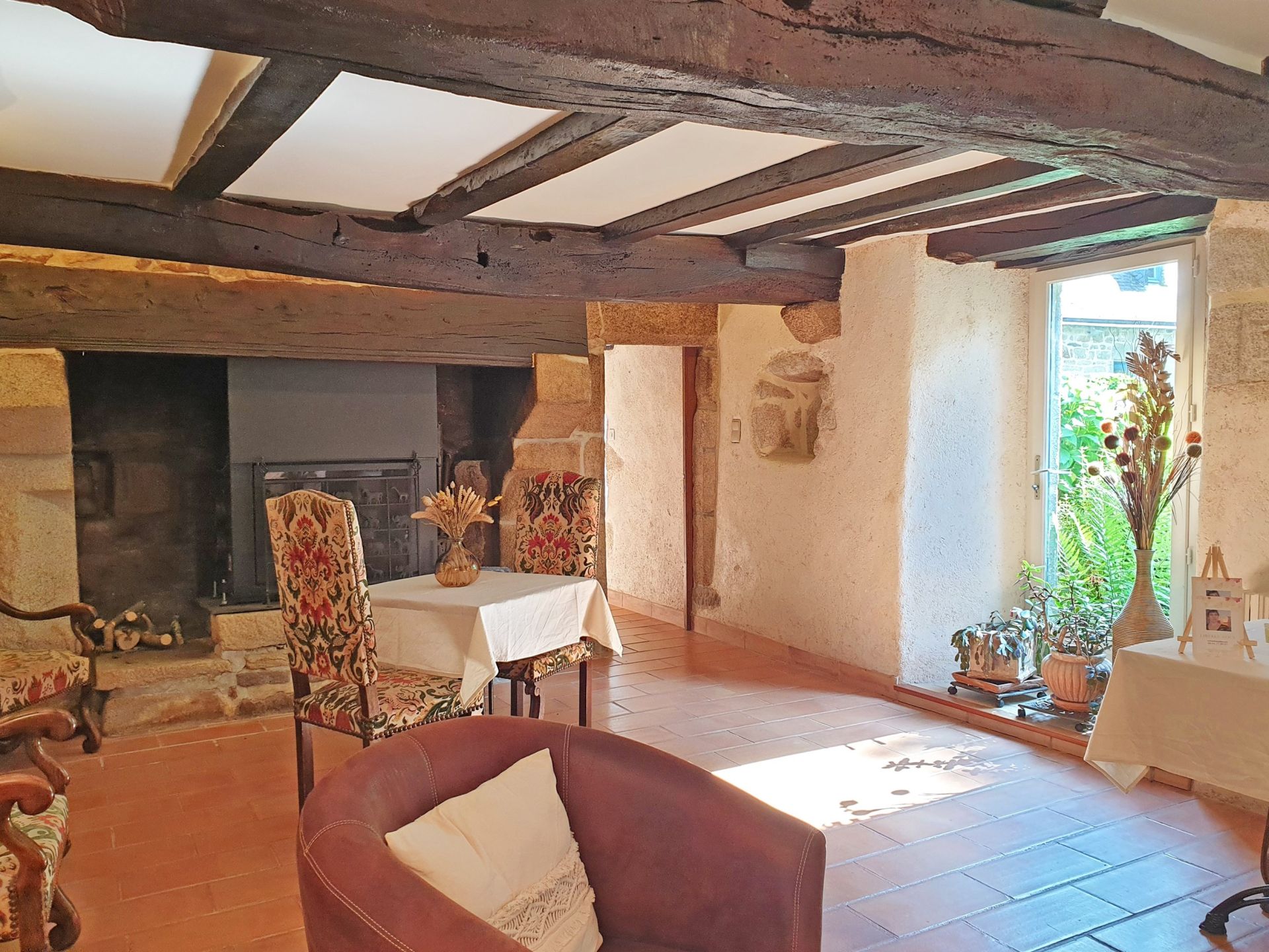 propriété 7 Pièces en vente sur QUIMPER (29000)