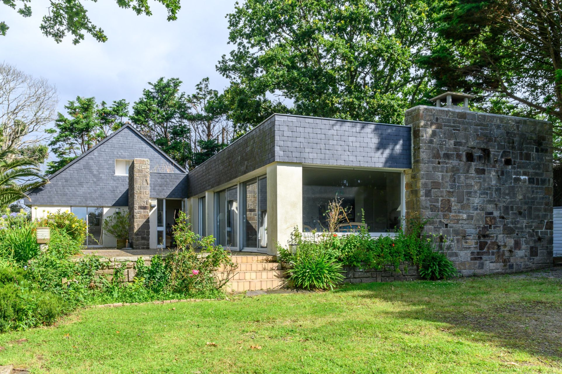 propriété 8 Pièces en vente sur LA FORET FOUESNANT (29940)