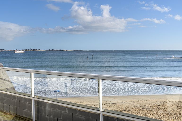 apartment 4 Rooms for sale on LARMOR PLAGE (56260)