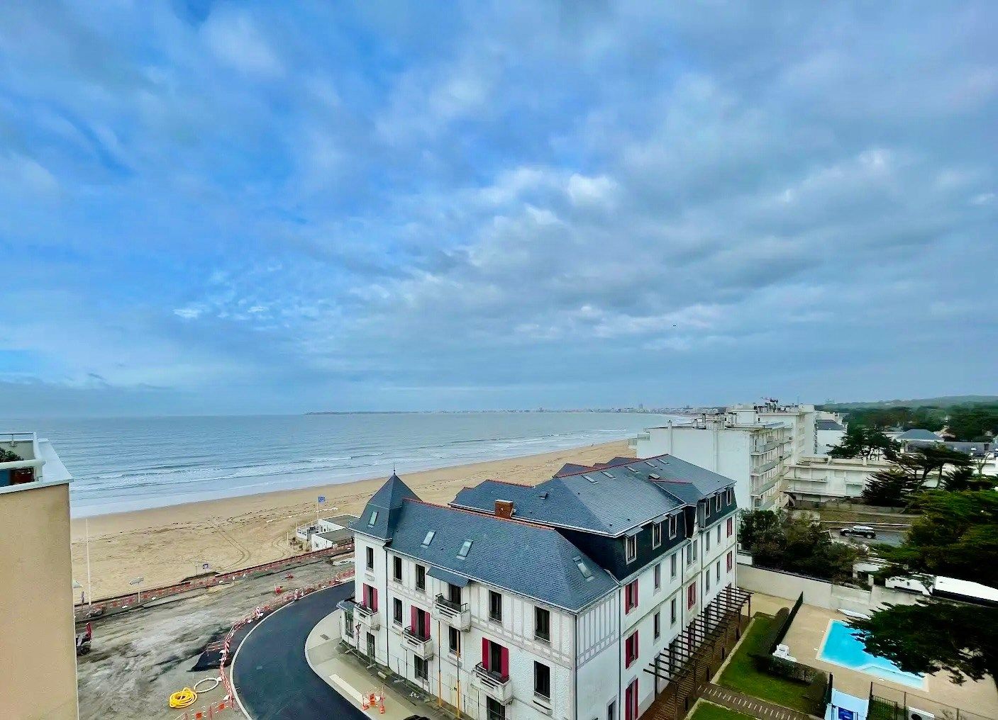 apartment 4 Rooms for sale on PORNICHET (44380)