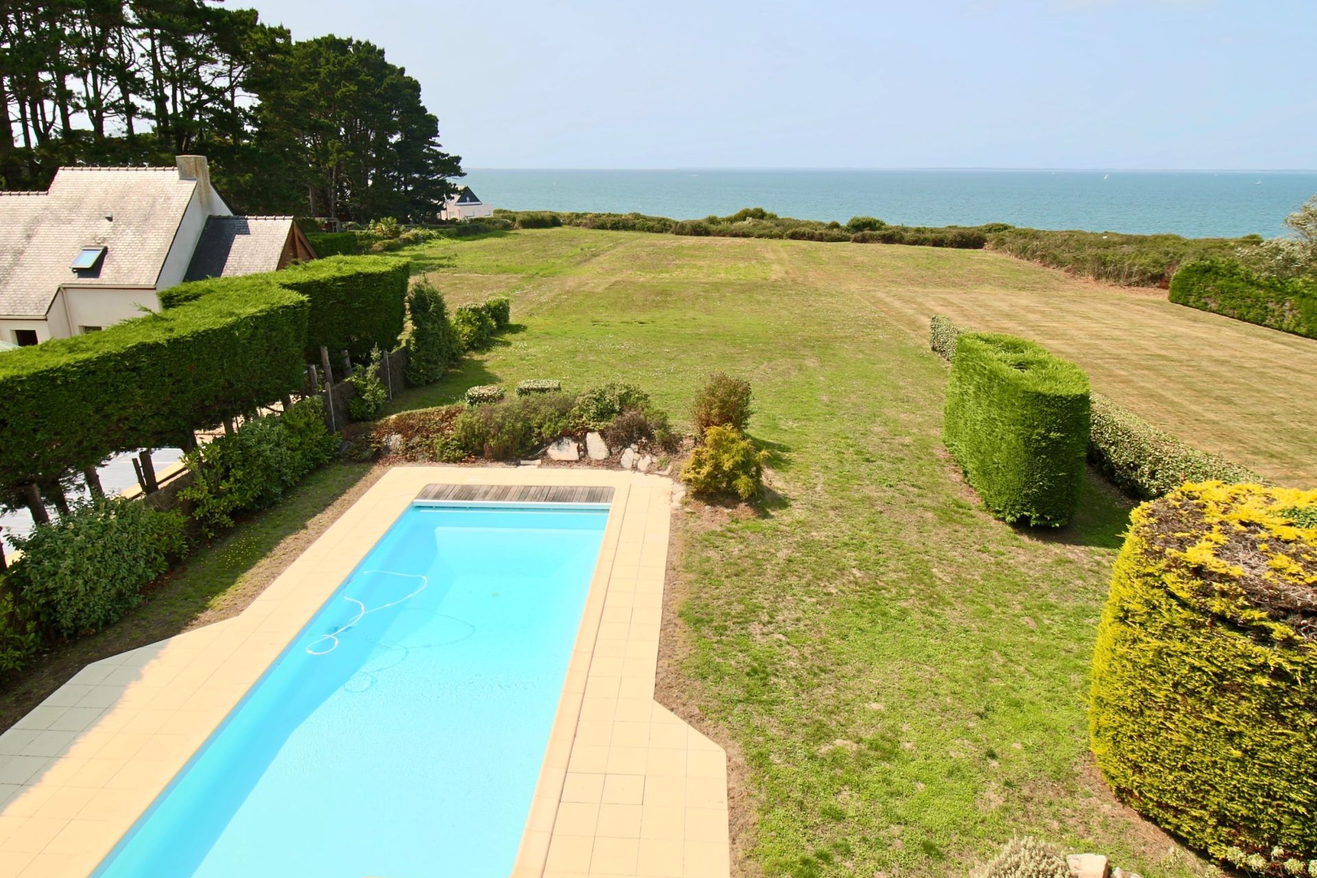 house 7 Rooms for sale on PIRIAC SUR MER (44420)