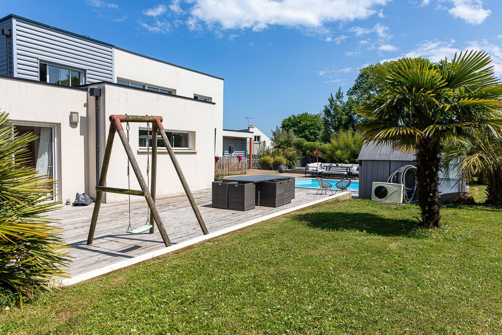 house 9 Rooms for sale on PLOURHAN (22410)