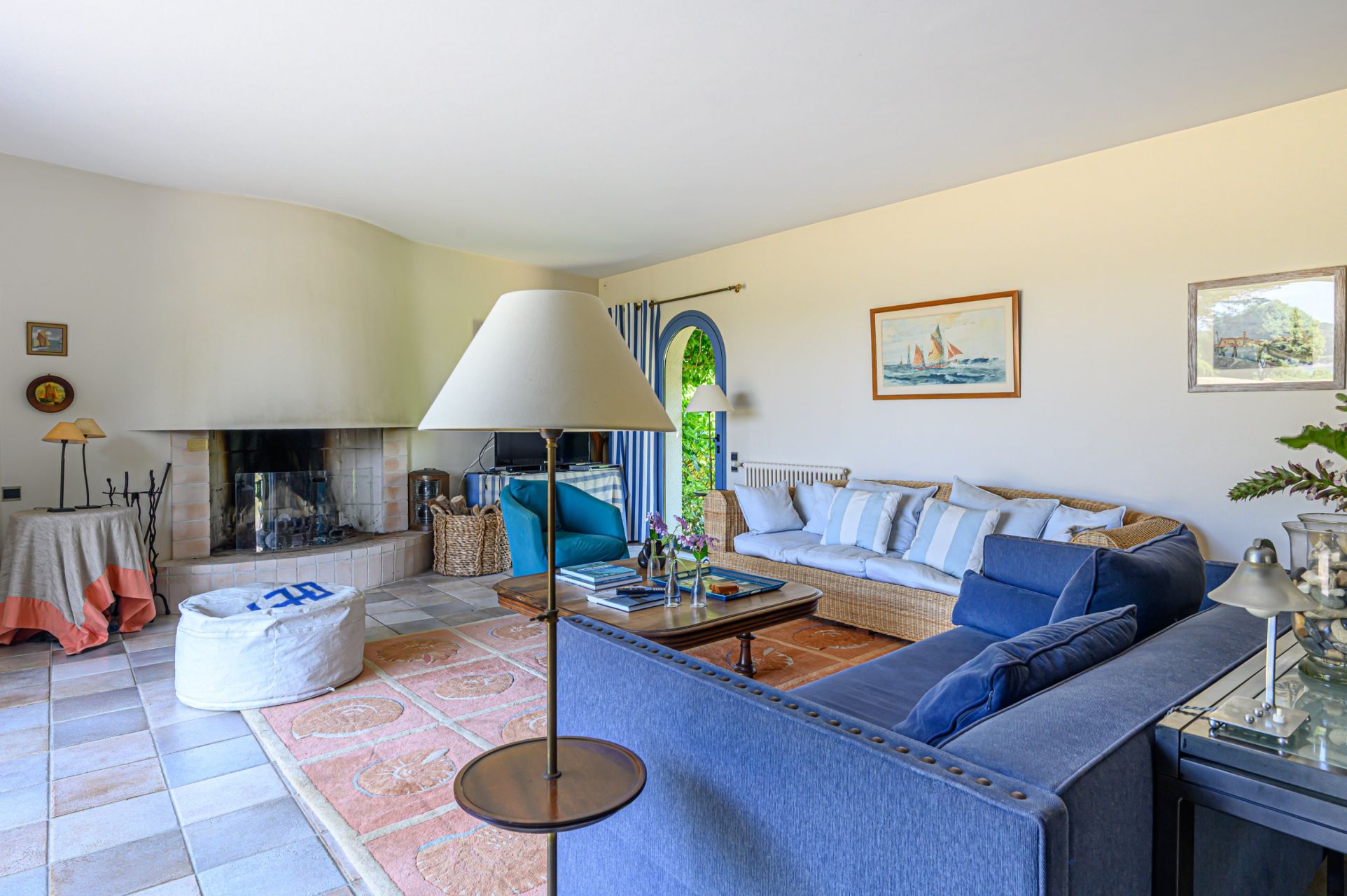 maison 12 Pièces en vente sur ARZON (56640)