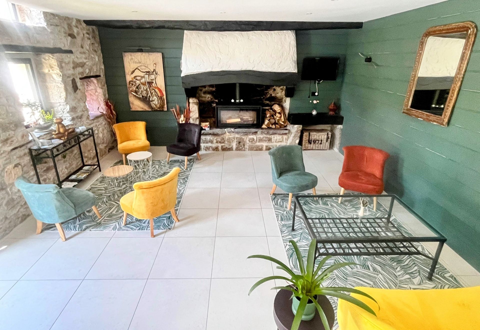 maison 20 Pièces en vente sur PLOMODIERN (29550)