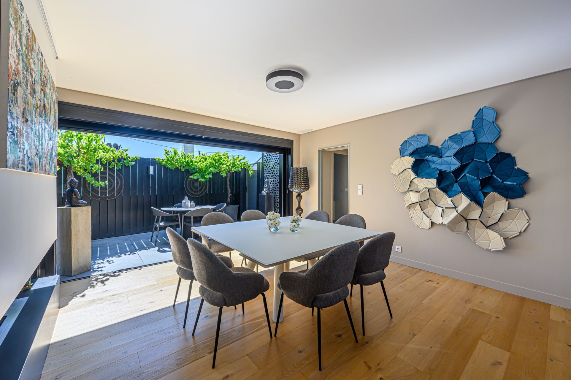contemporary house 7 Rooms for sale on GUIDEL (56520)
