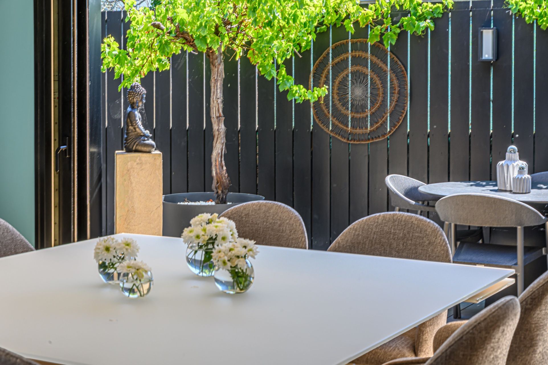 contemporary house 7 Rooms for sale on GUIDEL (56520)