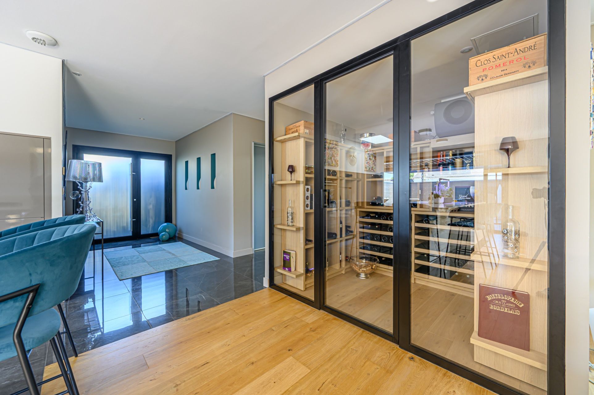 contemporary house 7 Rooms for sale on GUIDEL (56520)
