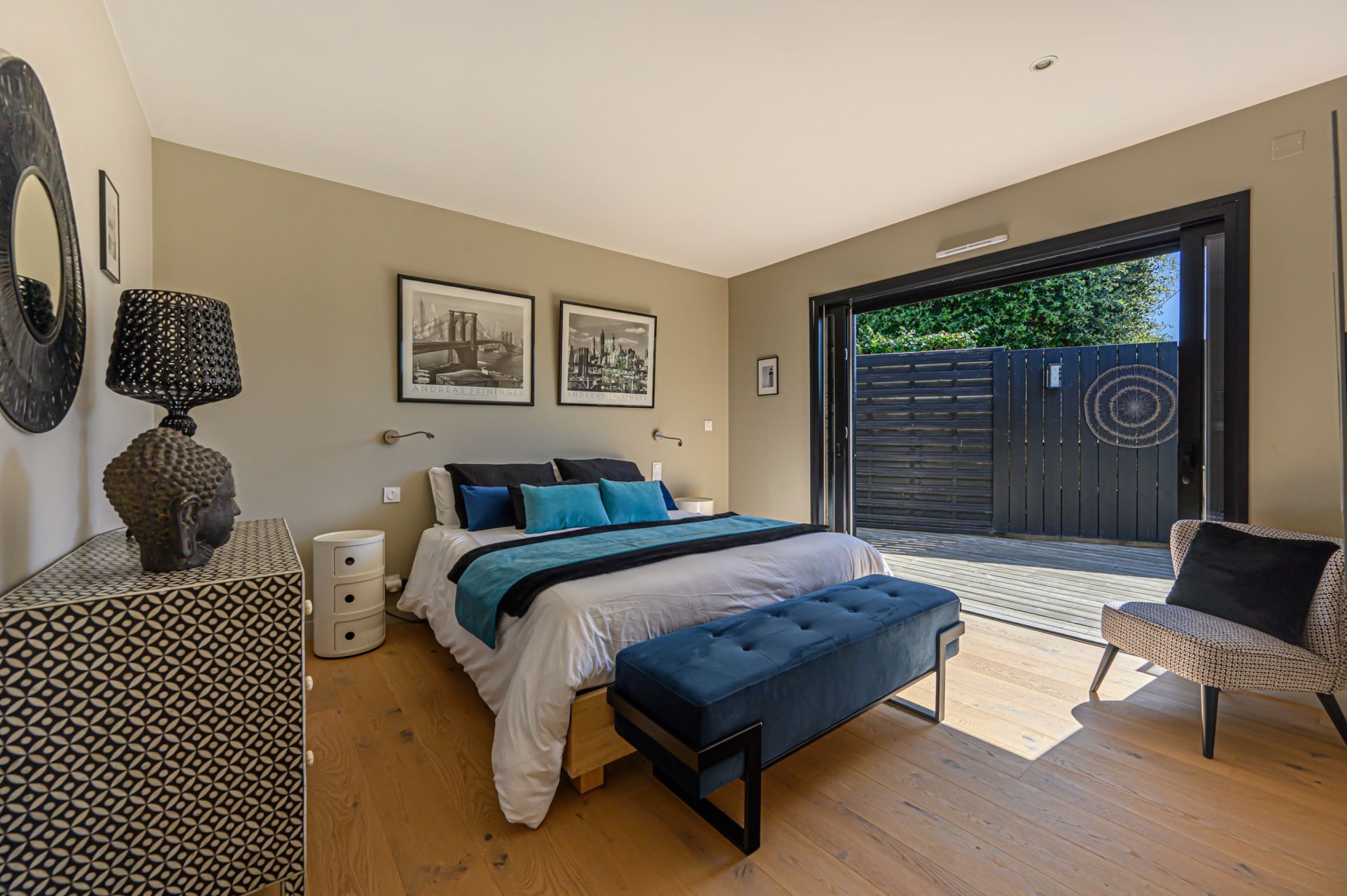 contemporary house 7 Rooms for sale on GUIDEL (56520)