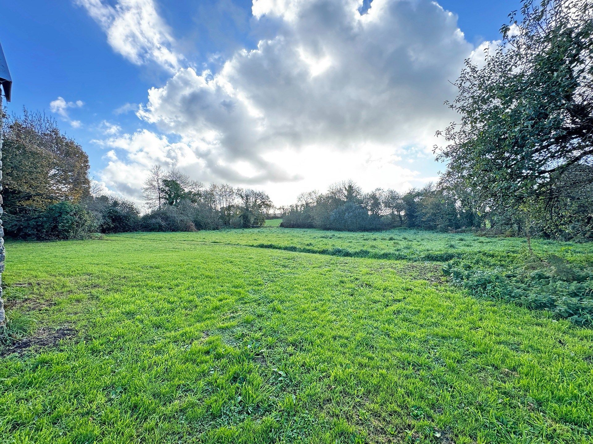 corps de ferme 11 Pièces en vente sur GUILER SUR GOYEN (29710)