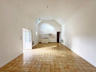 corps de ferme 11 Pièces en vente sur GUILER SUR GOYEN (29710)