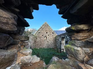 corps de ferme 11 Pièces en vente sur GUILER SUR GOYEN (29710)