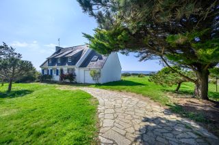 house 8 Rooms for sale on TREGUNC (29910)