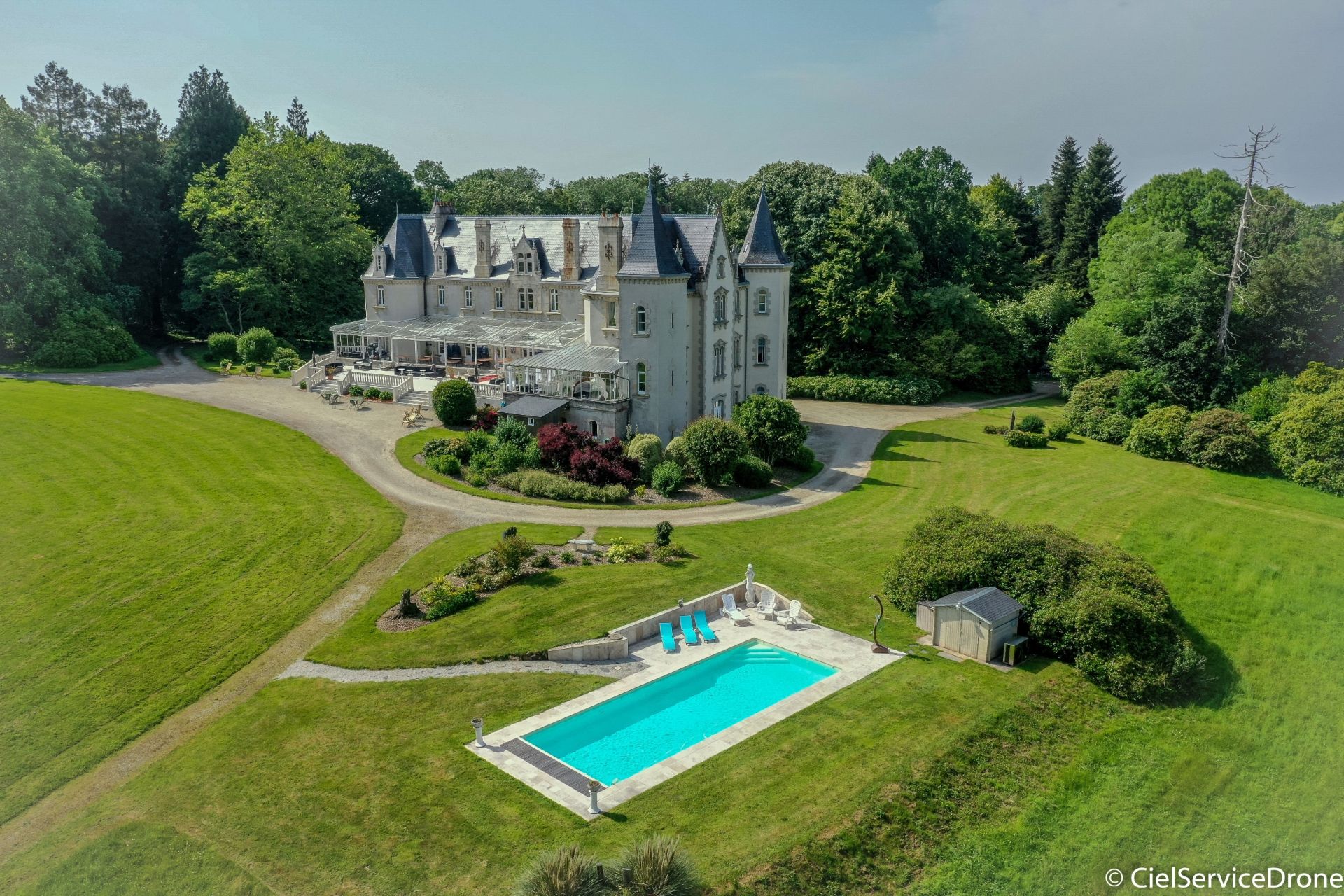 château 20 Pièces en vente sur ST GOAZEC (29520)